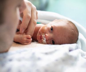 So unterstützt Pampers Frühchen auf dem Weg ins Leben