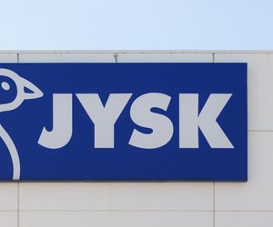 JYSK bringt’s zum Leuchten: Diese kabellose Lampe macht euren Garten richtig gemütlich