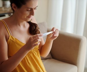 Typische Anzeichen und Symptome für den Eisprung: Woran merkt man, dass er naht?