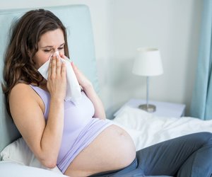 Das hilft jetzt laut Expertin gegen Heuschnupfen – auch mit Babybauch