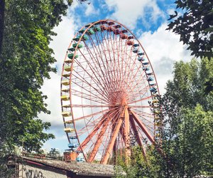 Bist du fit in „Spuk unterm Riesenrad“? Stell dich dem Kult-Quiz
